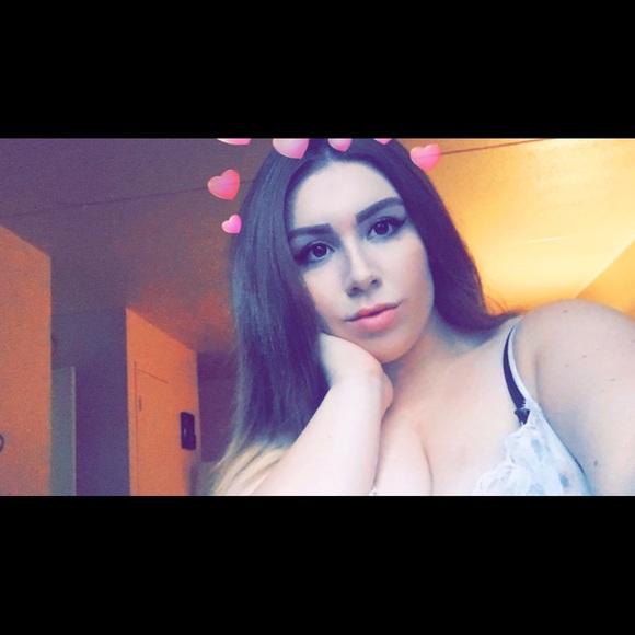 Meet your Posher, Caitlyn - Picture 1 of 1